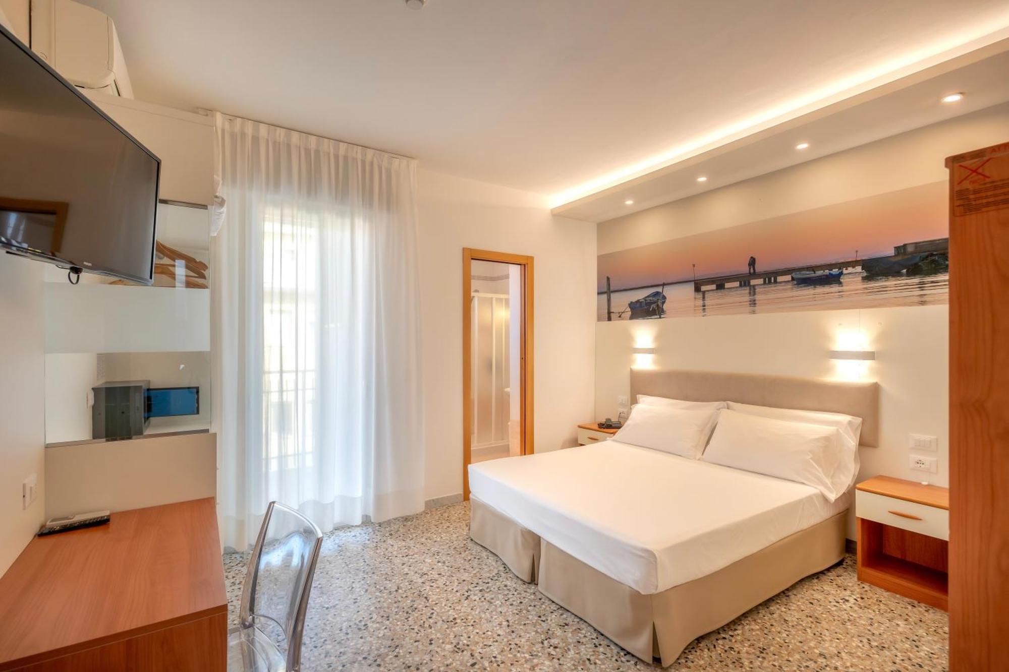 Hotel Atenea Golden Star كاوْرلي المظهر الخارجي الصورة