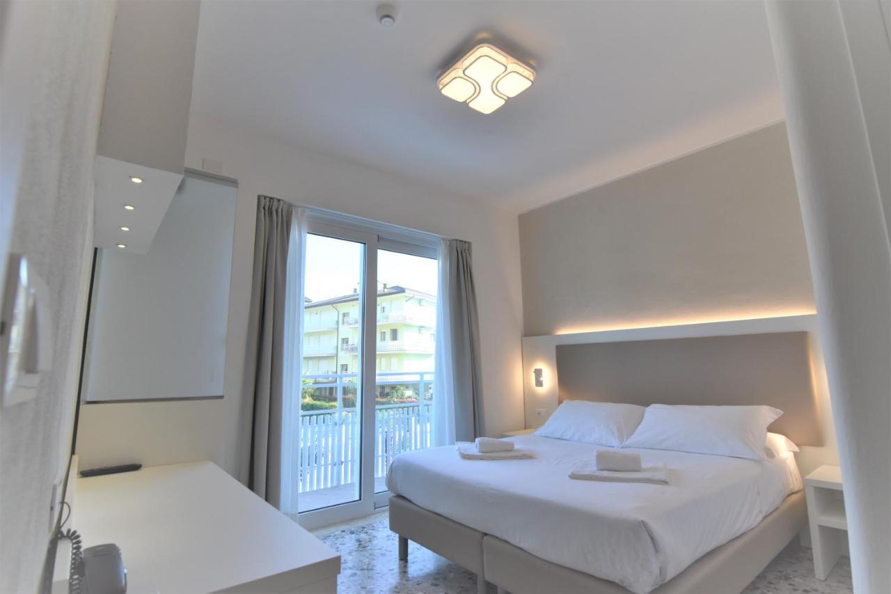 Hotel Atenea Golden Star كاوْرلي المظهر الخارجي الصورة